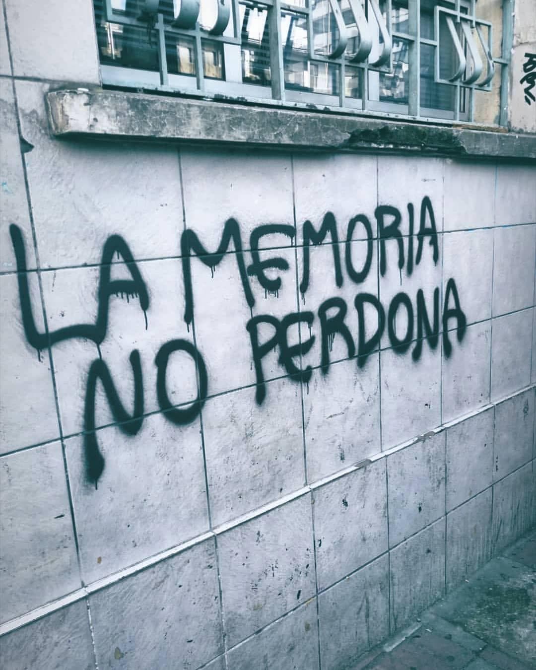 Instagram lalocarayada