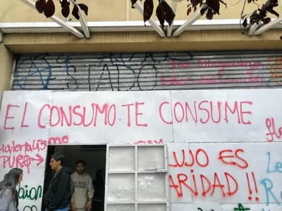 Instagram lalocarayada