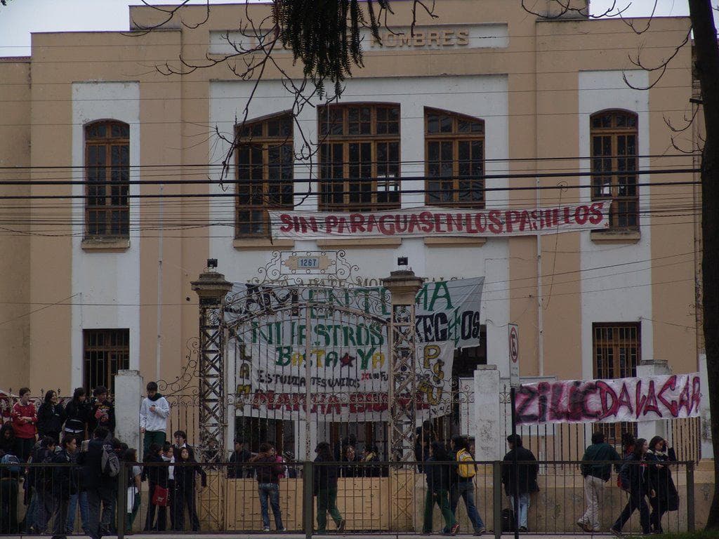 Material público 2006